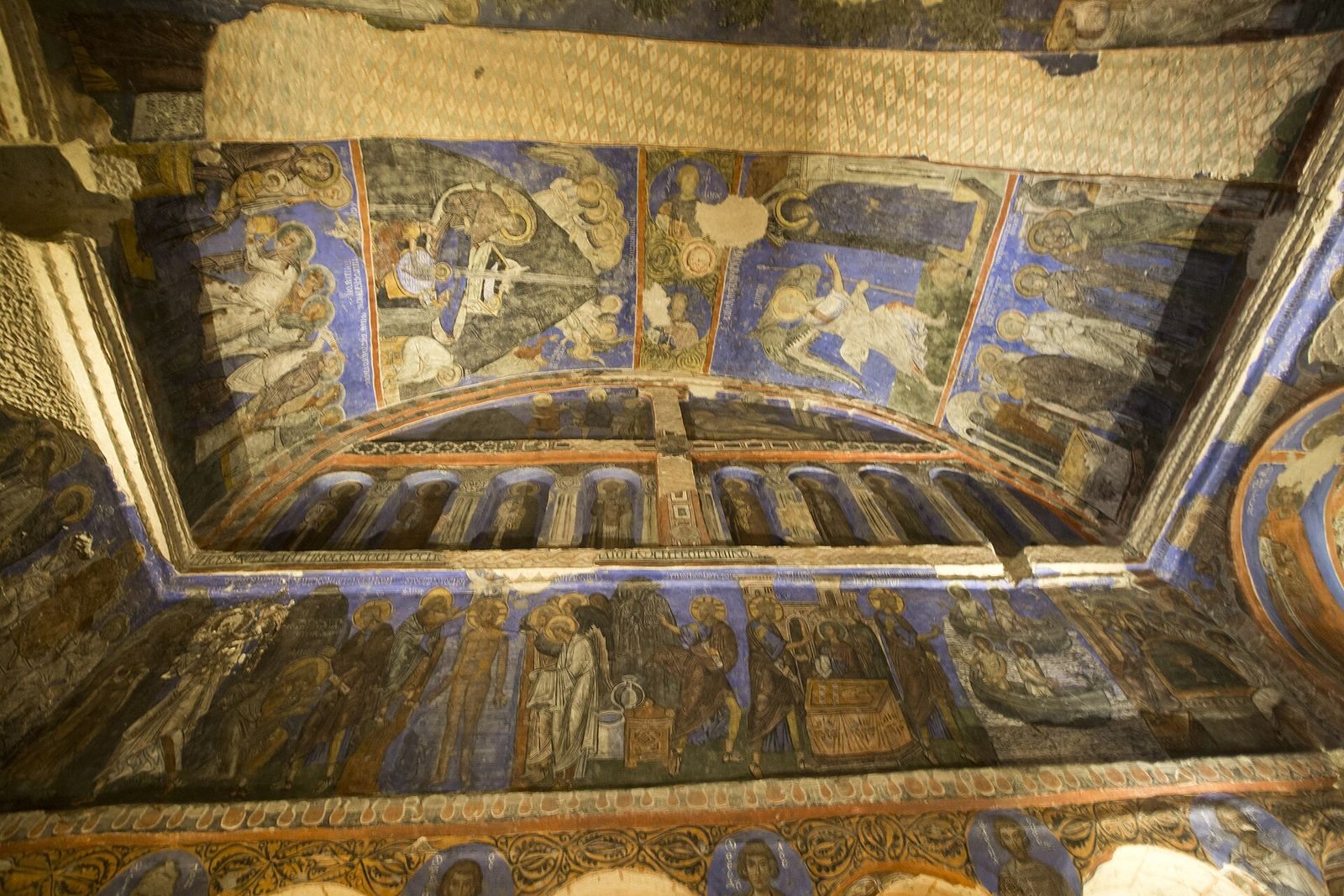 Bizantyjskie freski na sklepieniu kościoła Tokalı Kilise w Göreme